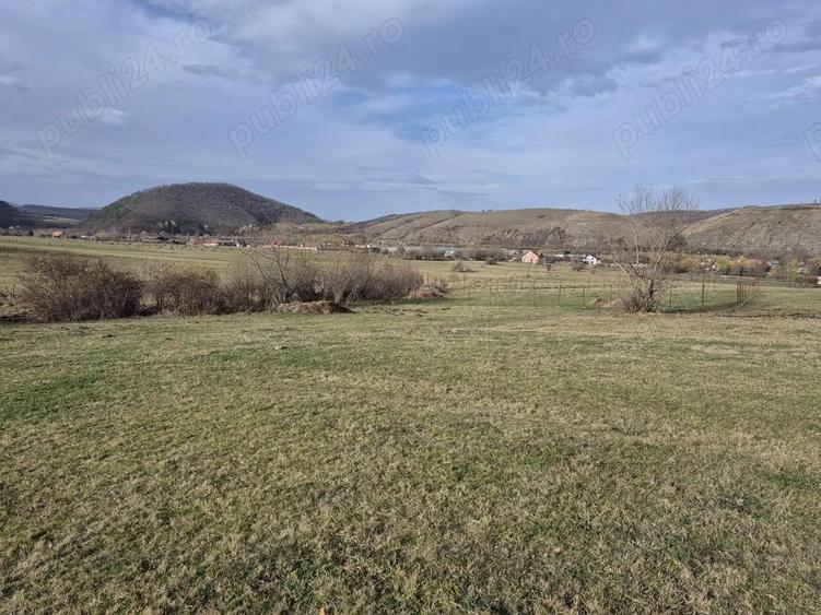 vand teren in Orlat, judetul Sibiu 1500mp extravilan - 1