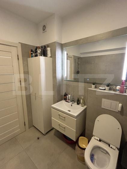 Apartament cu 3 camere, 68 mp, etaj intermediar, zona Tractorul - 10