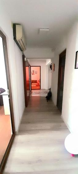 Apartament de vanzare - 10
