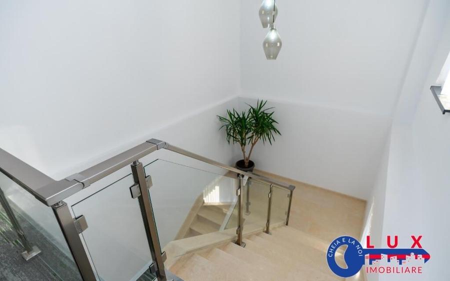 ID 8181 DE INCHIRIAT spatiu de birouri si locuinte - 1