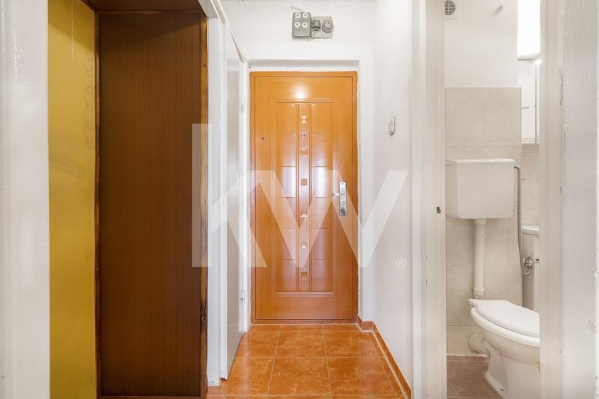 Garsonieră de vânzare, Astra - 7