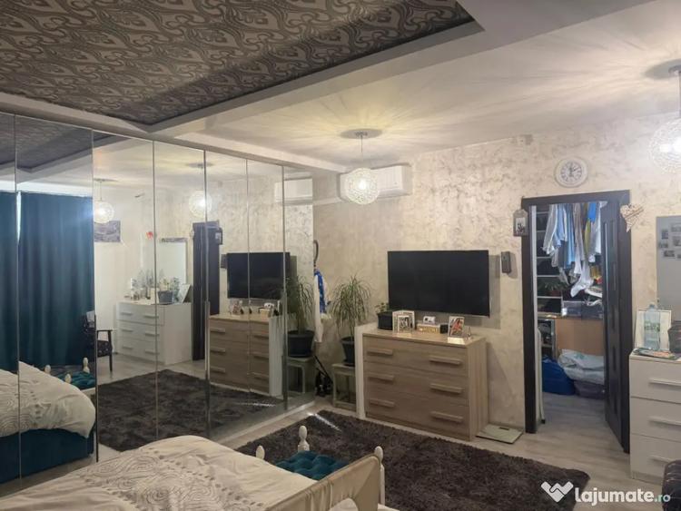 Casă cu 3 camere cu Teren 280 Mp în Central
