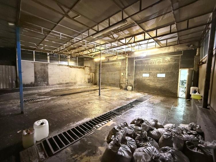 HALA DE INCHIRIAT - CURTE GENEROASA  PLOIESTI, ZONA CANTACUZINO - 14