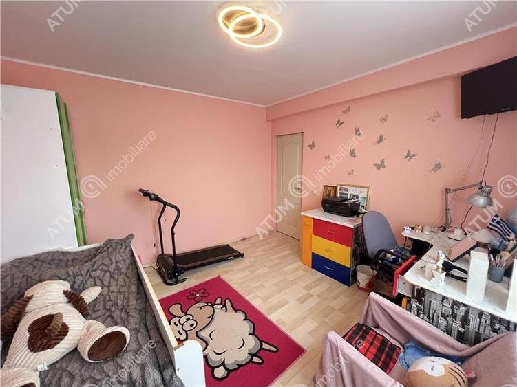 Casa 3 camere 2 bai terasa si curte zona Calea Cisnadiei din Sibiu - 10