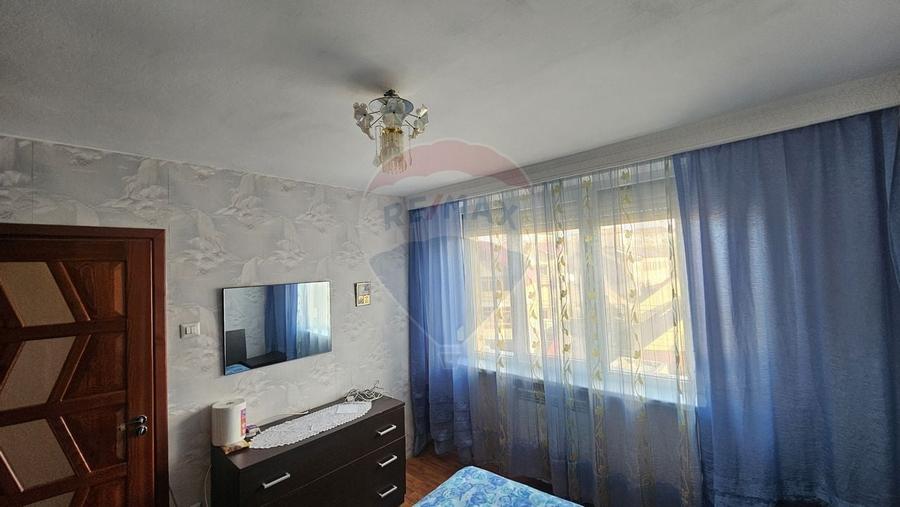 Apartament 3 camere de vânzare – Zona 1 Decembrie, Piatra Neamț - 6