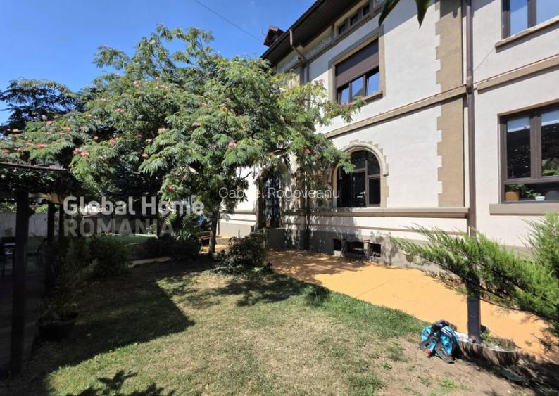 Cismigiu Garden | Office Interbelic Villa - 12 Rooms - 637 L Cismigiu Garden | Office Interbelic Villa - 12 Rooms - 637 L