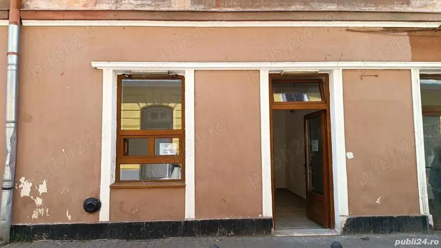 Vand spatiu comercial + casa in zona centrala - 4
