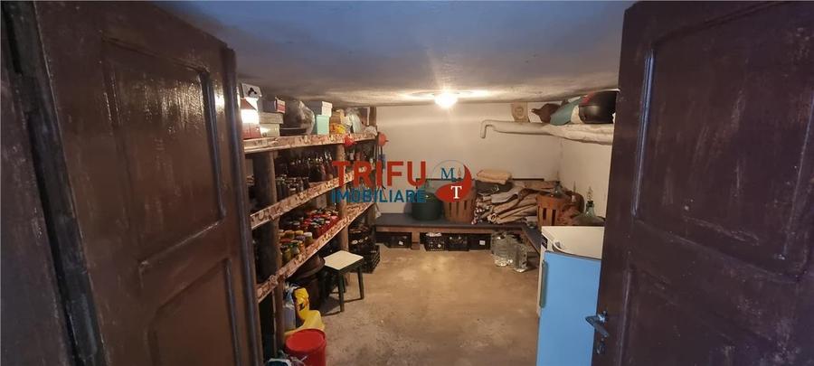 Casa de vanzare pretabila pentru 2 familii situata in proximitatea Cetatii Alba - 26