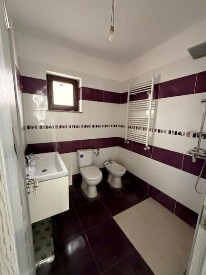 Casa la rosu de vanzare in Magura - 7