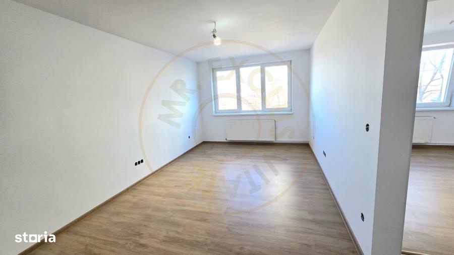 De vanzare Apartament 2 camere Luceafarul Satu Mare - 8