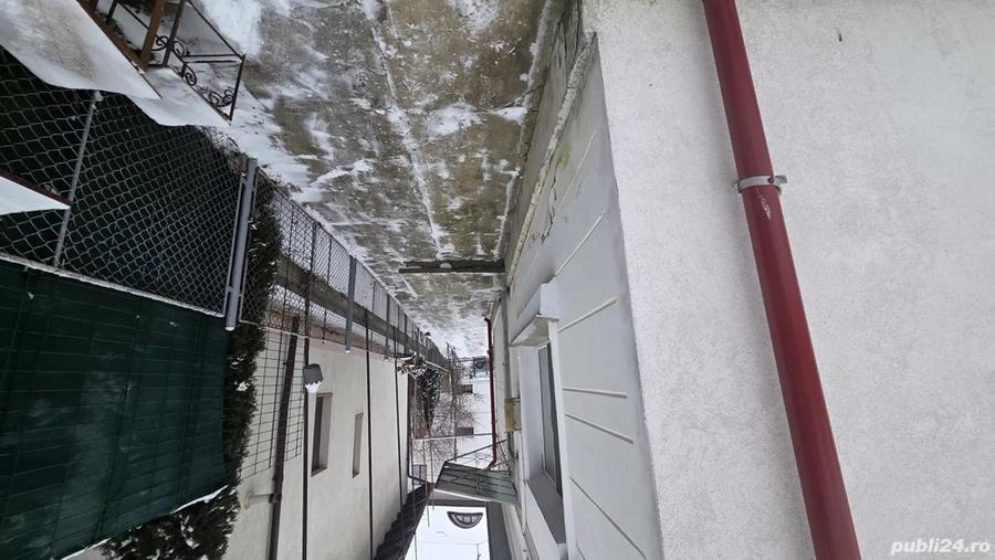 Teren cu casa - zona centrala - 2