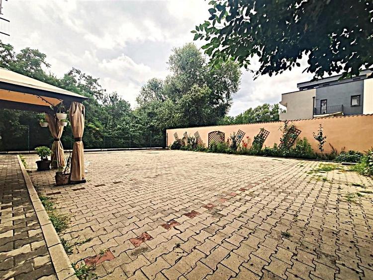 Apartament 3 camere \ parcare si curte privata \ Sibiu - 14