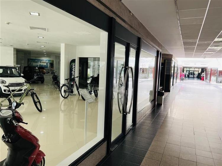 Inchiriere Spatii Comerciale de la 37 mp - 4