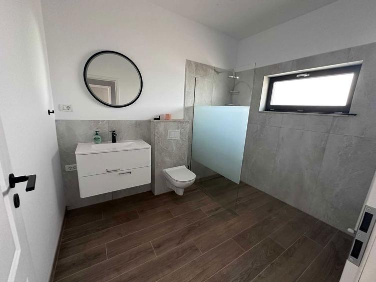 Proprietar inchiriez duplex - 1