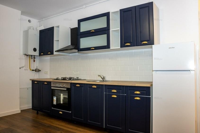 Apartament cu 2 camere semidecomandat, mobilat în Torontalului