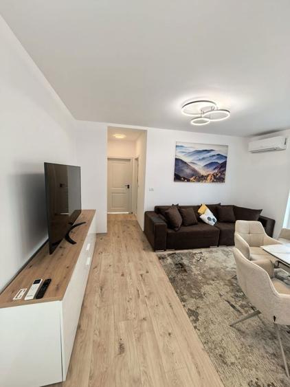 Inchiriez penthouse cu terasa 45m2 - 5