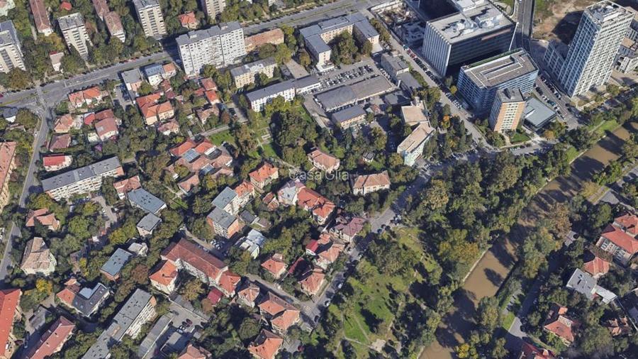 VANDUT Apartament 93 mpu cartierul Medicinei