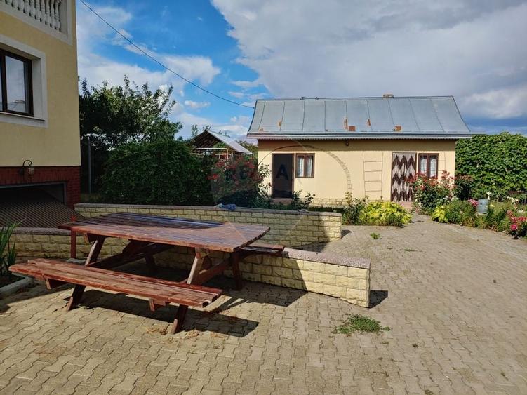 Casa / Vila de vanzare cu teren intravilan 1200 mp-Zvoristea, Suceava - 27