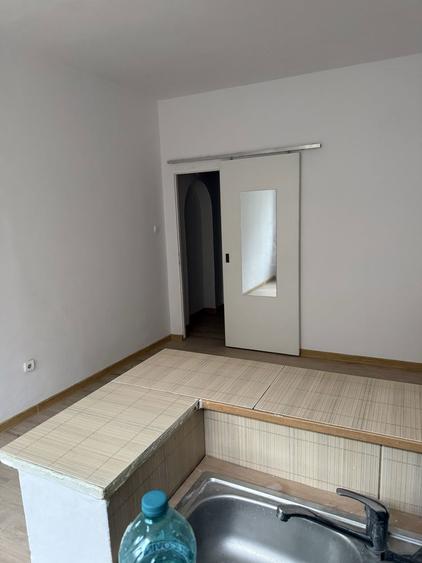 PROPRIETAR Garsoniera 22 mp Calea Buziasului 33.000 - 5