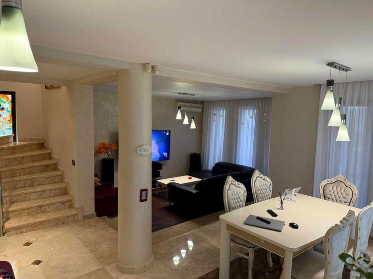 Casa ,Vila langa padure ,teren + livada 4500mp, JACUZZI, Panouri 10kw - 3