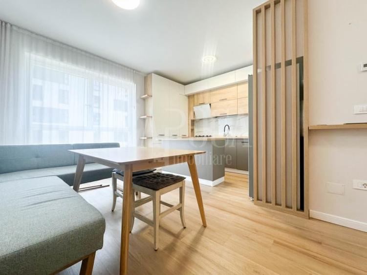 Apartament 3 camere de vanzare in Floresti - 1