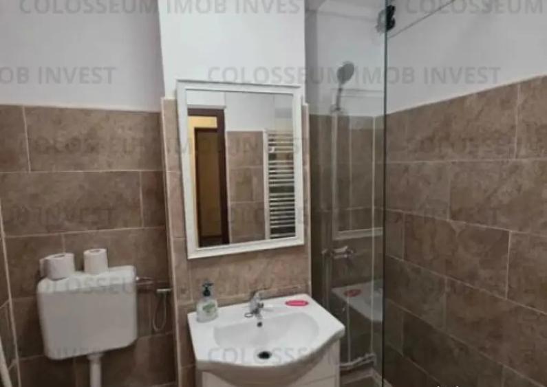 Garsoniera decomandata - zona Astra - 5