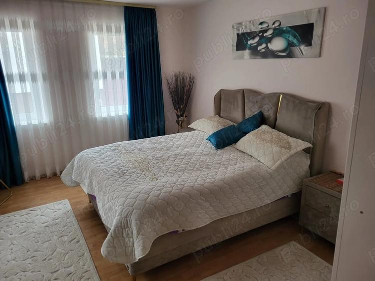 Casă cu 6 camere cu Teren 395 Mp în Turnișor
