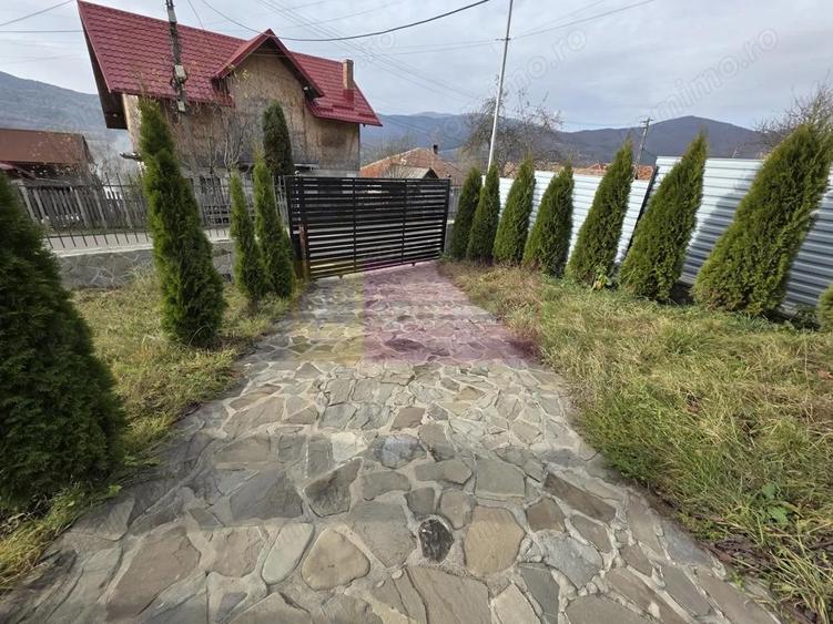 Vila de vacanta cu 4 camere de vanzare in Valea Doftanei - 3