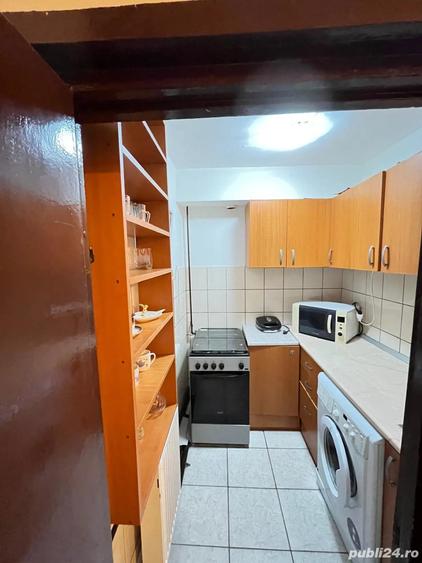 Proprietar Inchiriez apartament 2 camere, zona Pia?a Doina - 5