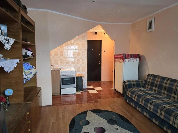 De vanzare garsoniera de buget Strada Condorilor, (uzina Aerostar). - 5