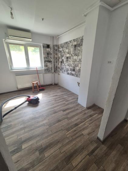 Apartament cu 3 camere de vânzare - Str. Fântânica, București - 3