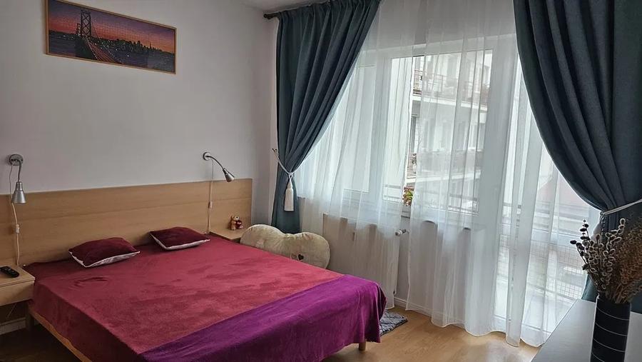 Apartament cu 2 camere, 53 mp, Central, 21 Decembrie - 4