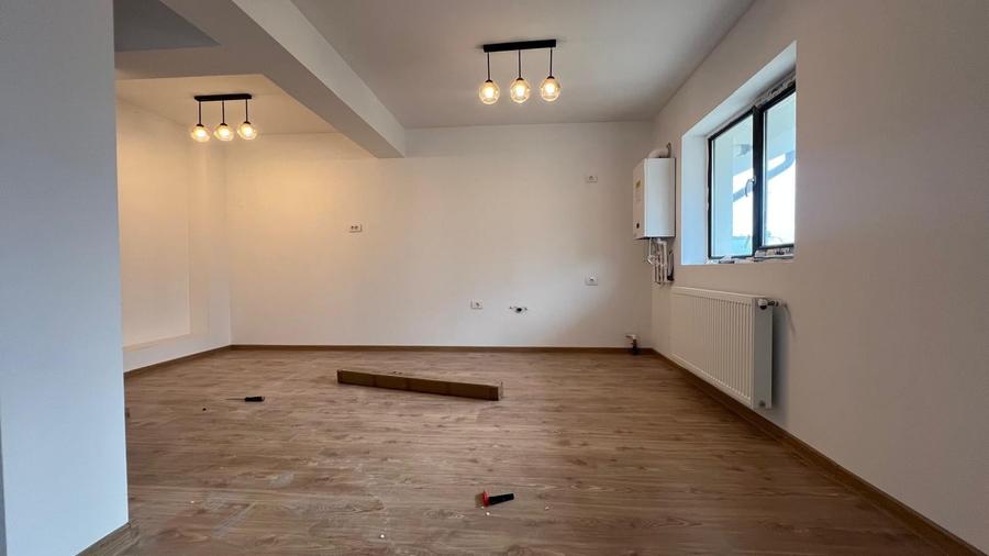 OFERTĂ! Casă 3 camere P+1 | 2 parcări | Curte | 90.000 € - 2