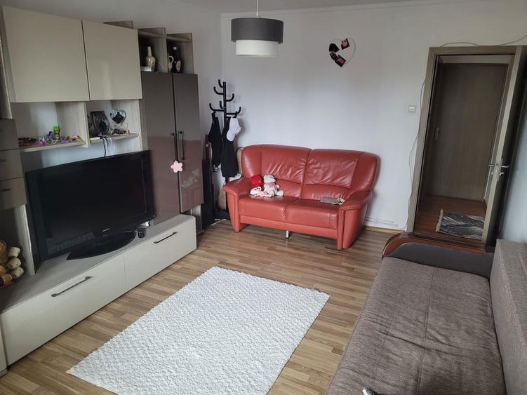 De vanzare apartament cu 2 camere - 2