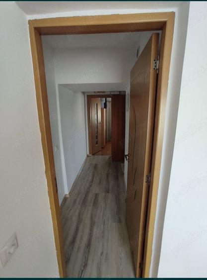 Apartament semidecomandat 3 camere - 5