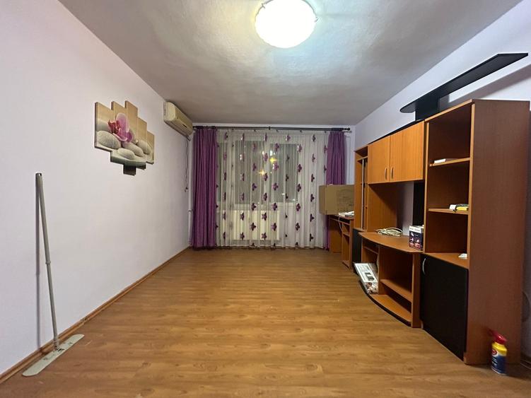 Titan 2 Camere Parter 52 Mp Instalatii Schimbate 12 Min Metrou - 1