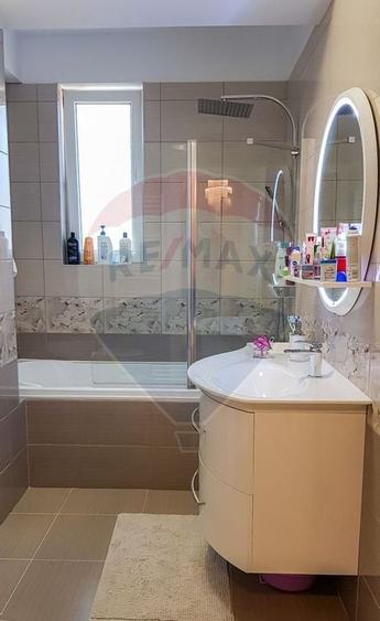 Apartament cu 2 camere de închiriat în zona Burdujeni - 9