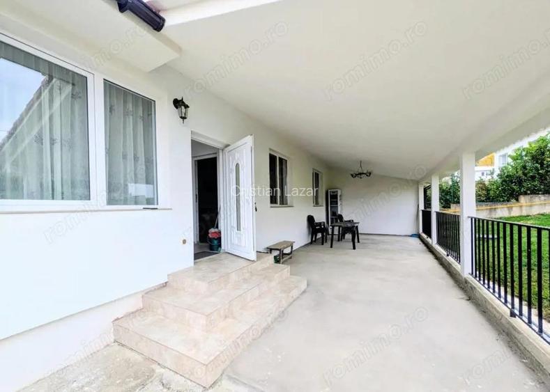 Casa noua cu priveli?te superba, situata intr-o zona lini?tita din Paleu