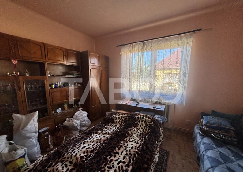 Casa de vanzare cu 3 camere si gradina in zona Turnisor Sibi - 9