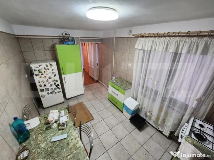 Casa individuala, 6 camere, 99 mp, semifinisata ,zona Est - 9