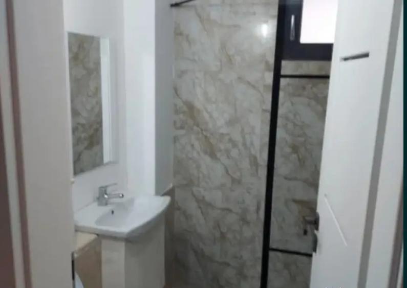 Apartament 4 camere, decomandat - zona Sacele - 8