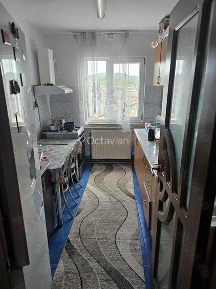 De vanzare apartament 2 camere Re?i?a pre? 48000 euro De vanzare apartament 2 camere Re?i?a pre? 48000 euro