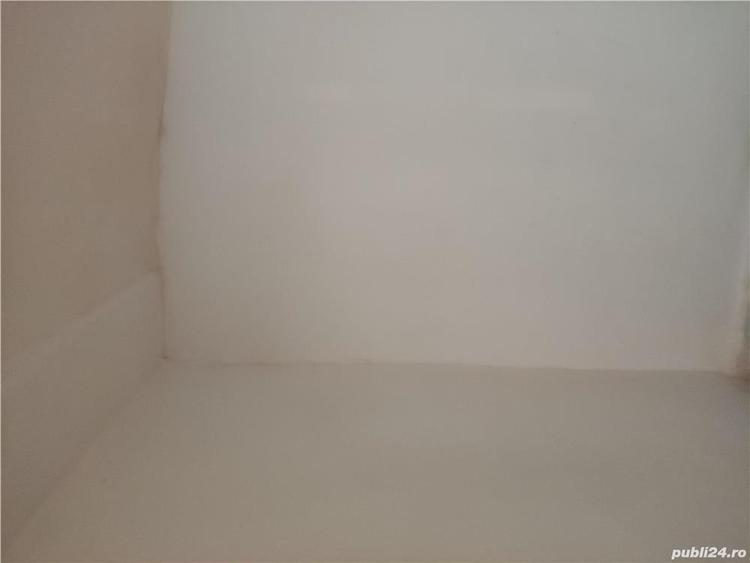 Inchiriez camera cu hol cu intrare separat - 2