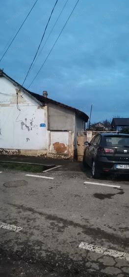 Casa de vanzare cu 6 camere ?i bucatarie+anexe veranda coridor cote? de porci - 3