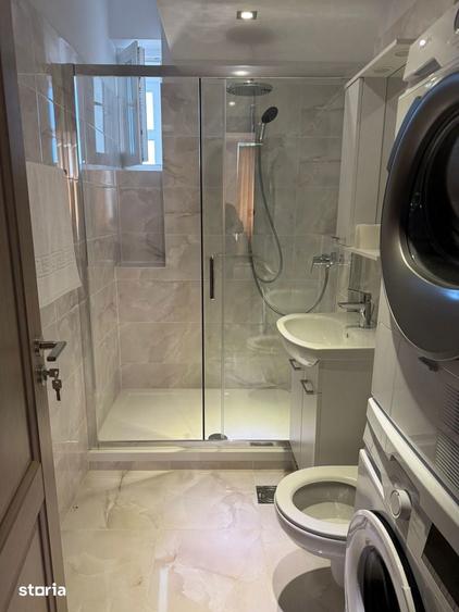 Apartament cu 3 camere decomandat în Ultracentral