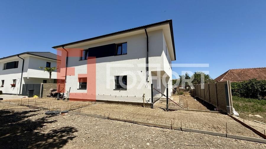 Duplex 3 camere, perete dublu Sanandrei - ID V5694 Duplex 3 camere, perete dublu Sanandrei - ID V5694