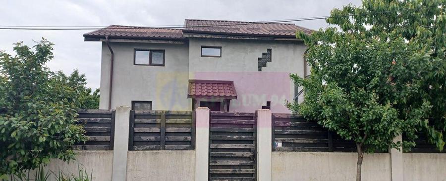 Sabareni, casa 2011, P+M 4 camere + dependin?e, curte... - 9