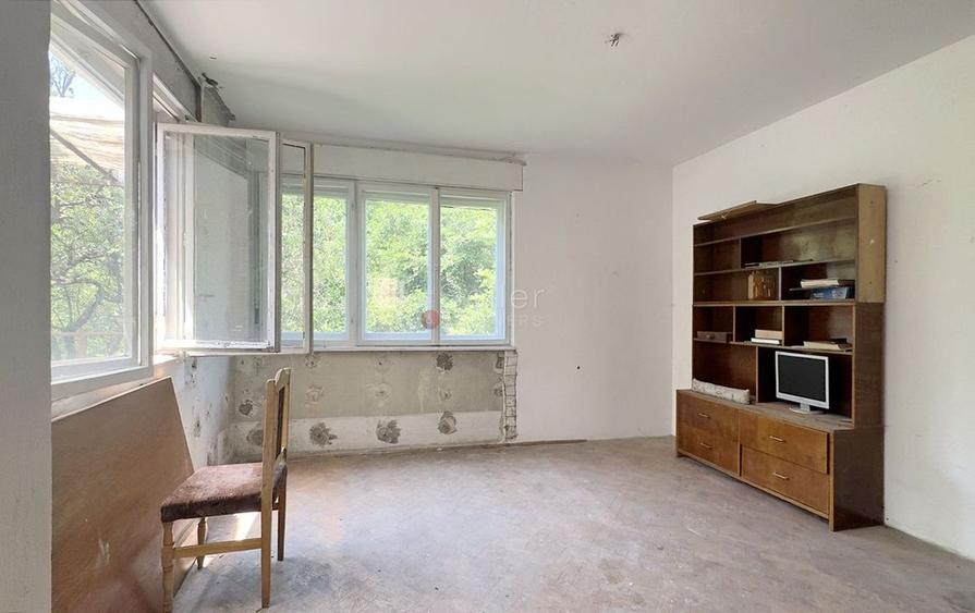 Priveliste si Proprietate Deosebite - 5