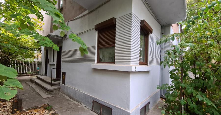 Vila parcul Tineretului- Sincai metrou-pentru 2 familii - 1