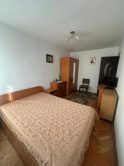 Inchiriez Apartament cu 3 Camere - 5